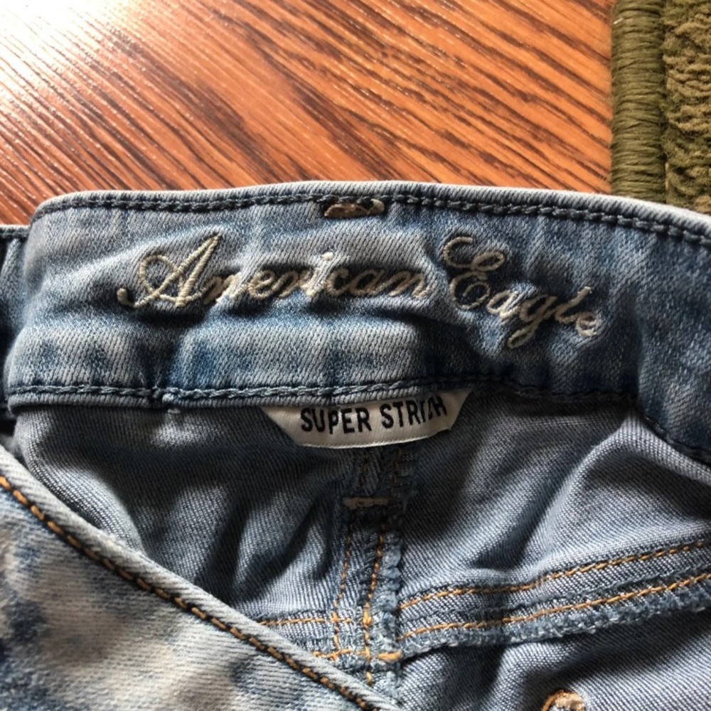 Jeans - Picture 2 of 3